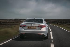 Alfa Romeo Giulia Sprint 2020 года  (UK)
